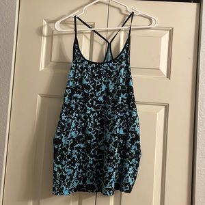 Nike Dry Fit Black and Blue Active Top. Women’s Size XL